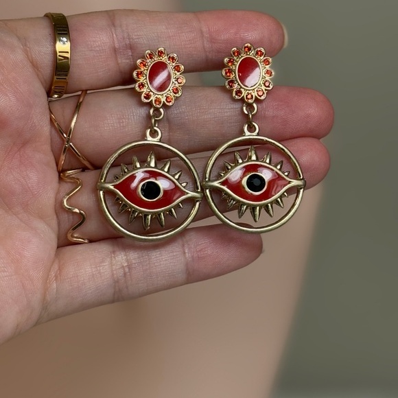 Gorgeous Gold and Coral Red Eye Earrings 💫 - Picture 3 of 6